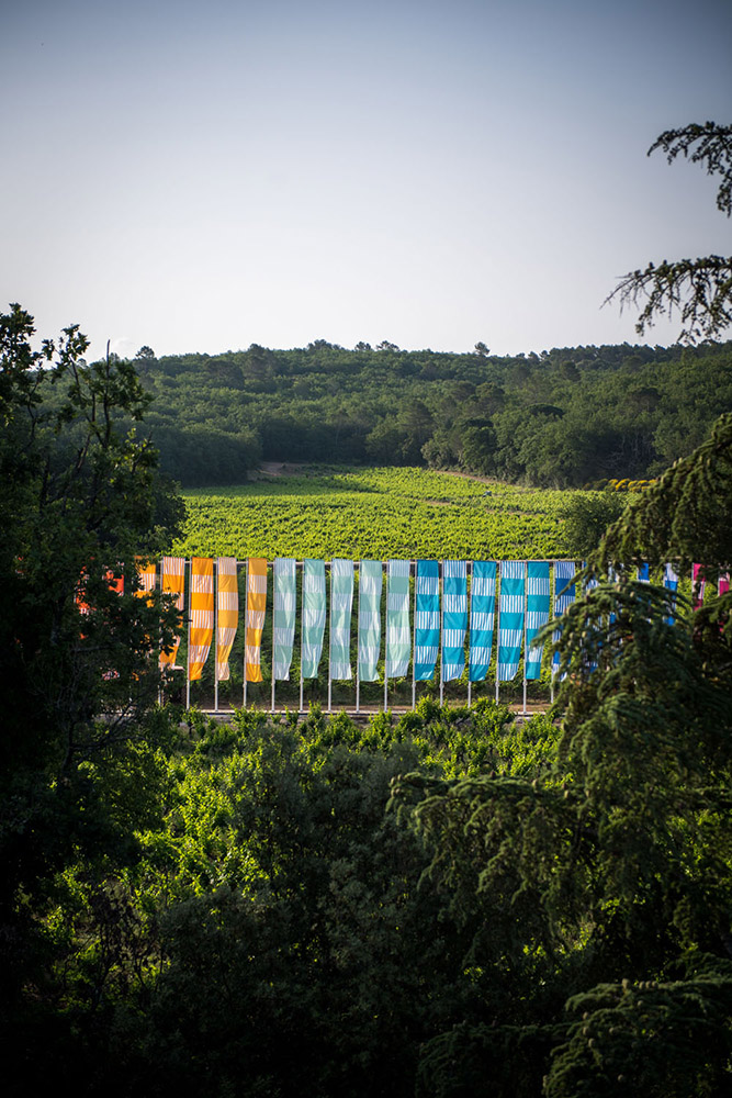 Daniel Buren, Loris Cecchini, Pascale Marthine Tayou, Sislej Xhafa, José Yaque - Commanderie de Peyrassol